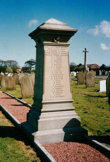 The second face of the monument